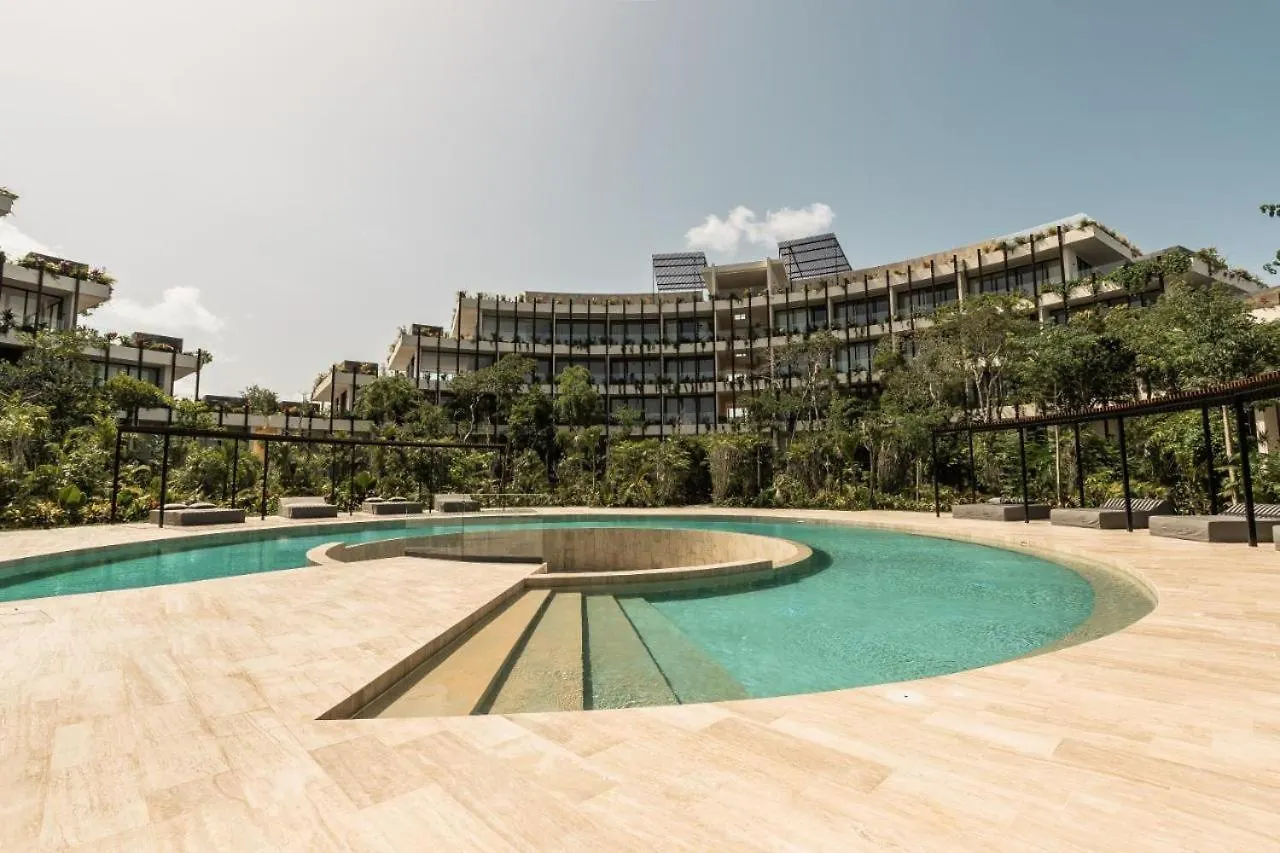 Temple Paradise Luxury Suites 6 Min From Beach Tulum 0*,  Mexico