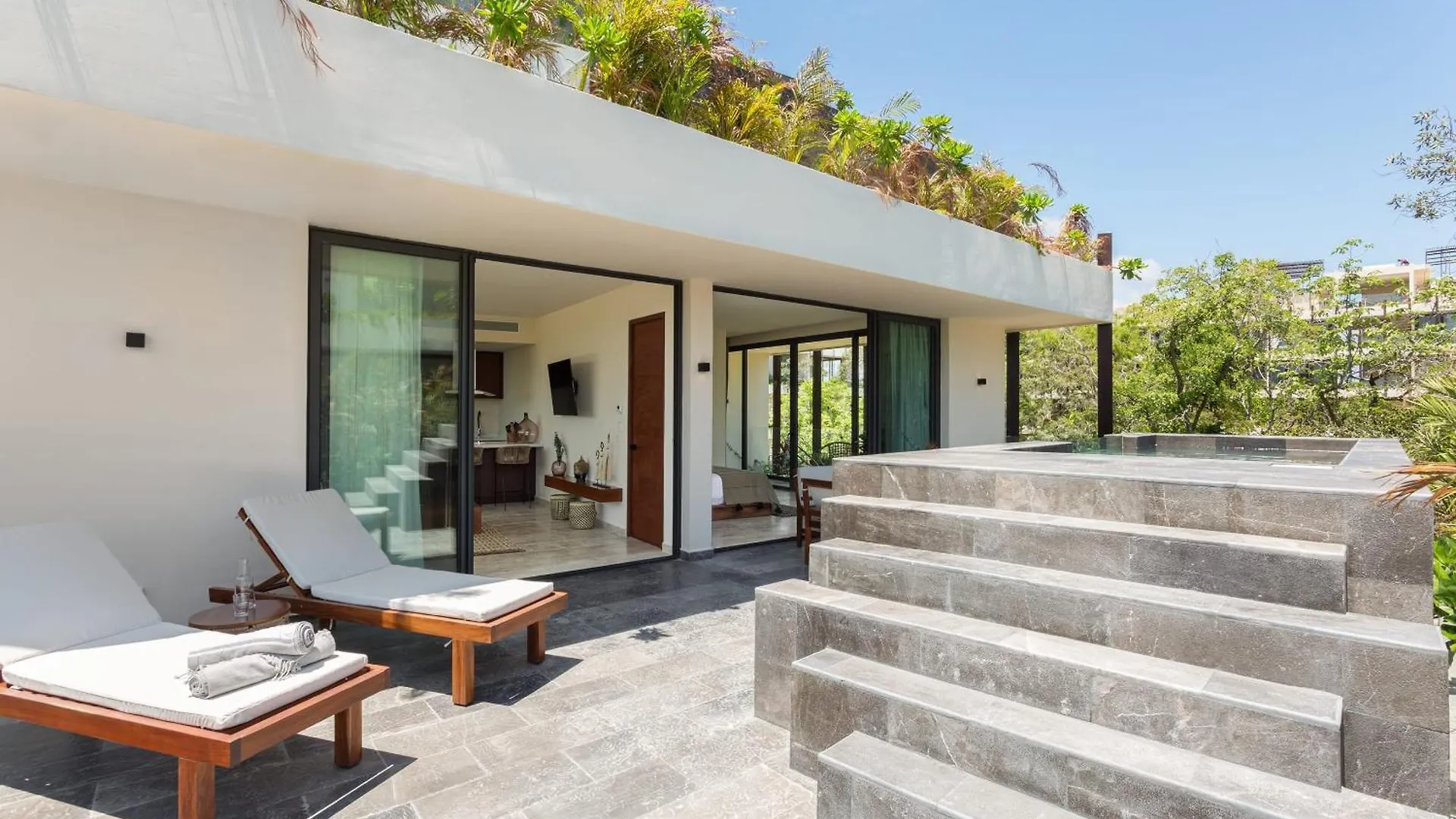 Temple Paradise Luxury Suites 6 Min From Beach Tulum 0*,  Mexico
